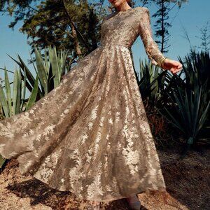 Khaki Party Women's Exquisite Long Sleeve Lace Dress